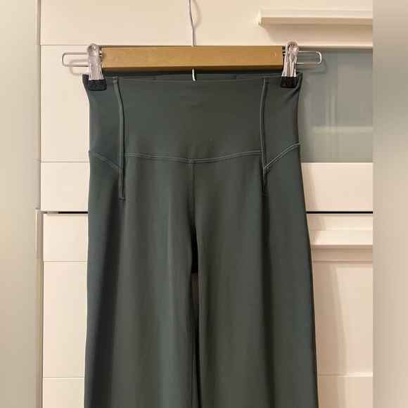 Lululemon Groove Super-High-Rise Split-Hem Flare Pant *Nulu - Picture 3 of 7